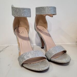 Delicious Rosela Silver Shimmer High Heel Sandals Ankle Strap Open Toe Size 6